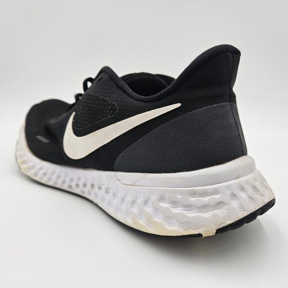 Nike Revolution 5 Men's Running Shoes Black White BQ3204-002 Size 9.5 - Picture 5 of 16